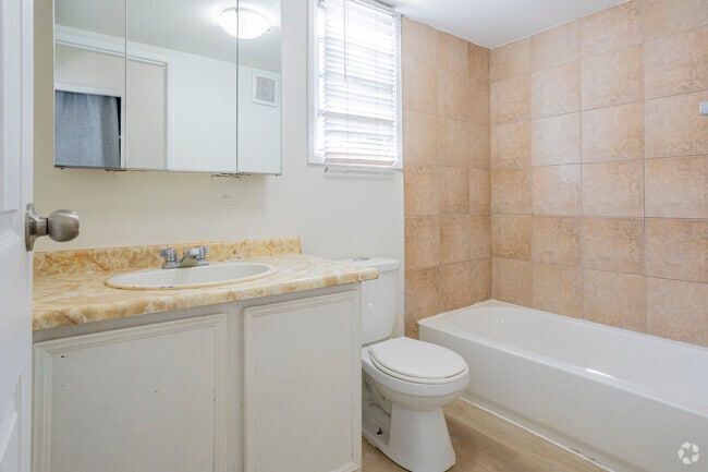 1BR, 1BA - 550SF - Windsor Green Apartments