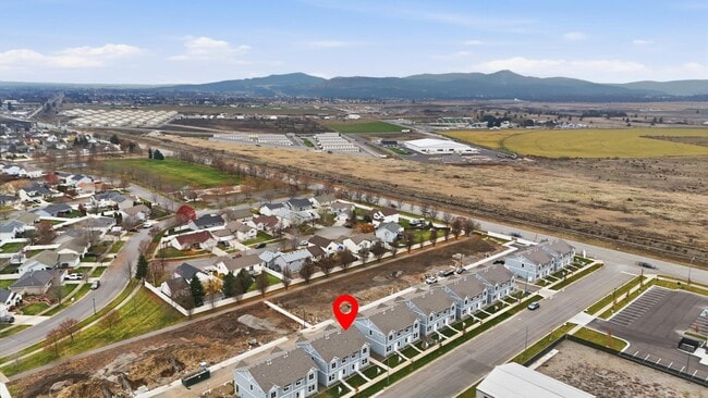 Building Photo - 609 Creative Way
