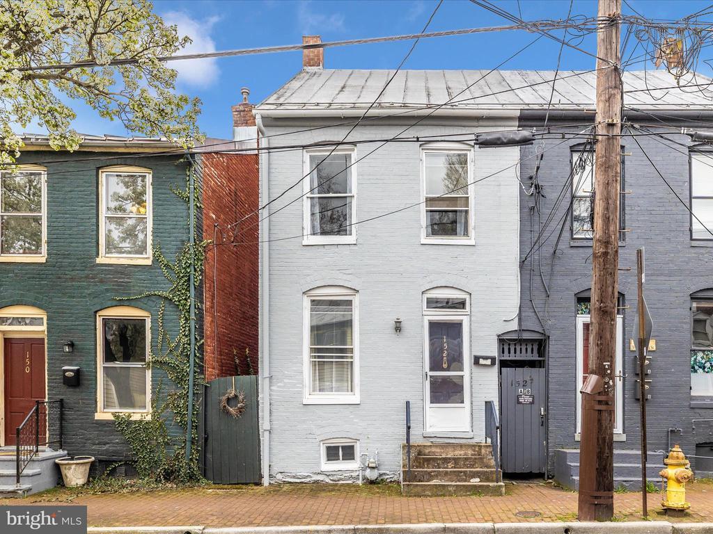 Primary Photo - 152 W All Saints St