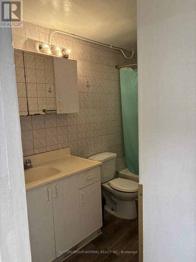 Building Photo - 56 Garthdale Ct