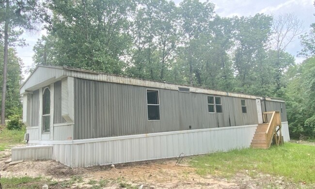 Building Photo - 215 Ed Thomas Rd