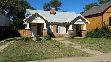 Building Photo - 3727 K Avenue