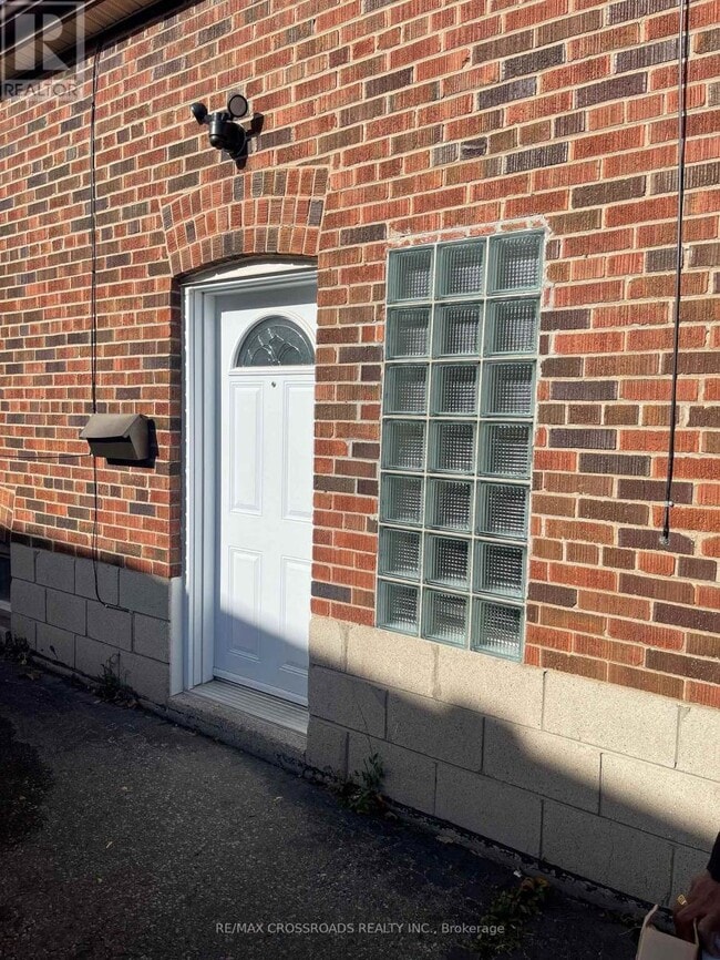 Building Photo - 56 Harris Park Dr