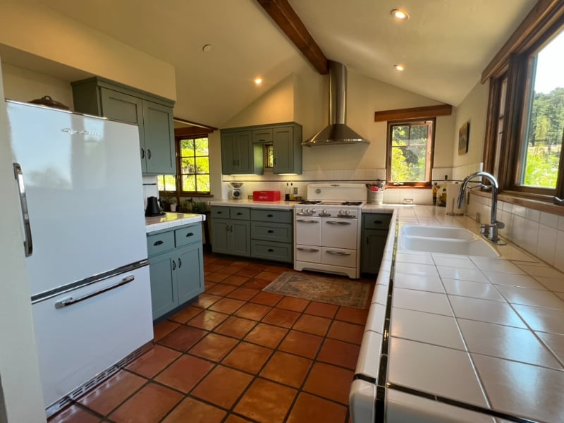 Photo - 3266 Robinson Dr (Oakland, CA)