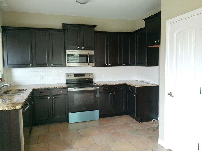 Foto del edificio - 1106 Cupertino St