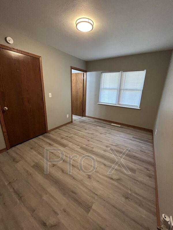 Foto del edificio - 825 S Cherokee St