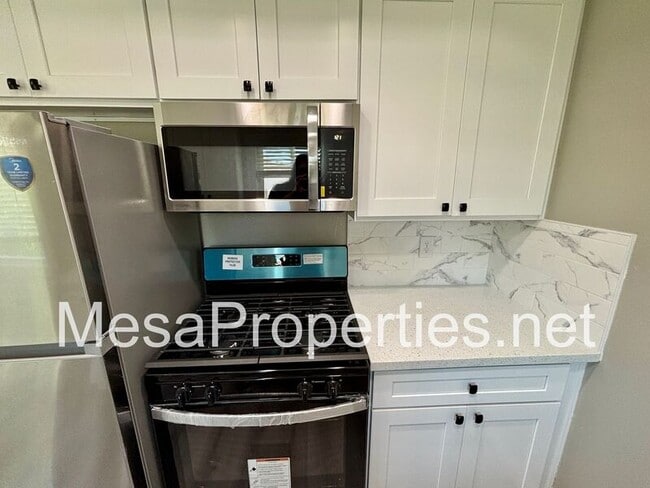 Foto del edificio - 1749 E Fairfield Ct