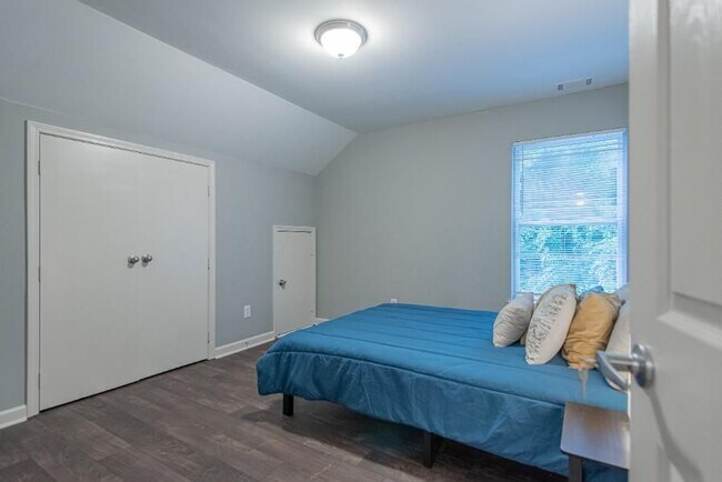 Foto del edificio - 1044 Gun Club Rd NW