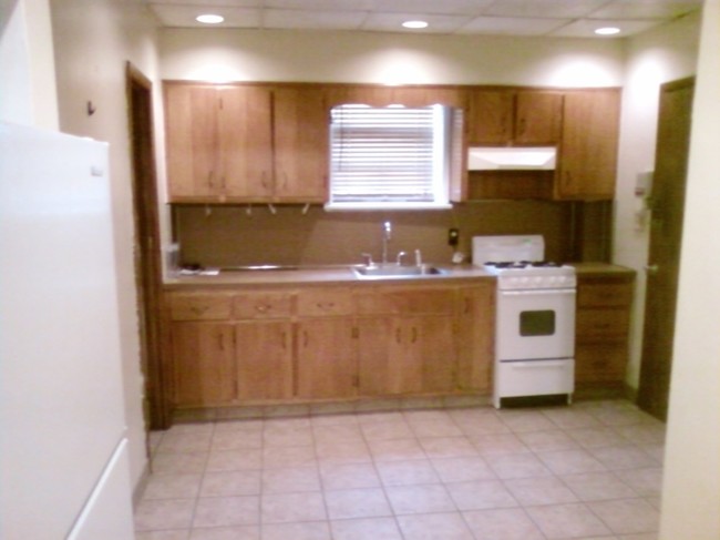 Interior Photo - 344 2nd St