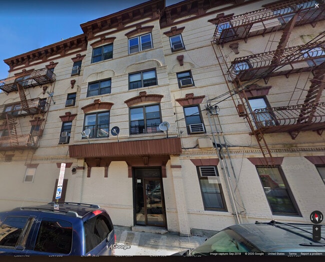 Building Photo - 214 64th St