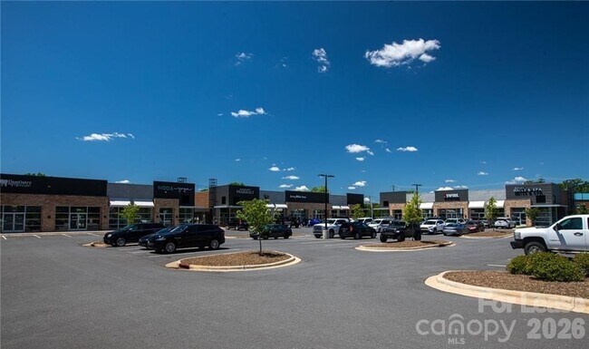 Building Photo - 3023 Salix Bend Dr