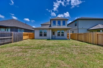 Building Photo - 1053 Lilly Ln