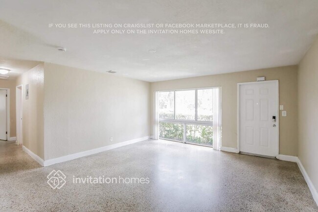 Foto del edificio - 1848 SW 37th Ave