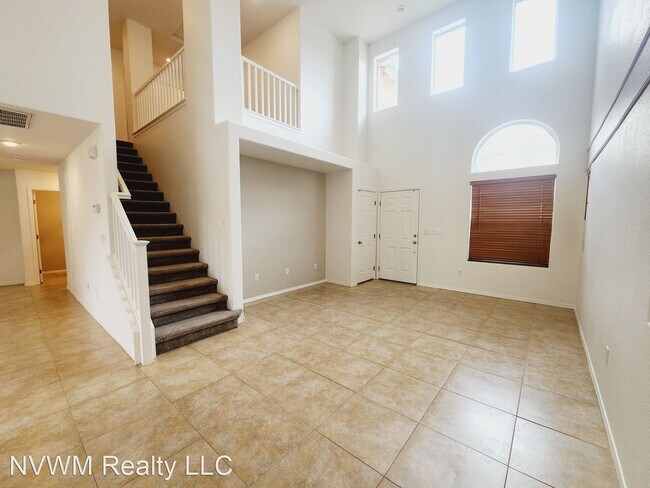 Foto del edificio - 3 br, 2.5 bath House - 9316 Pyrope Ct