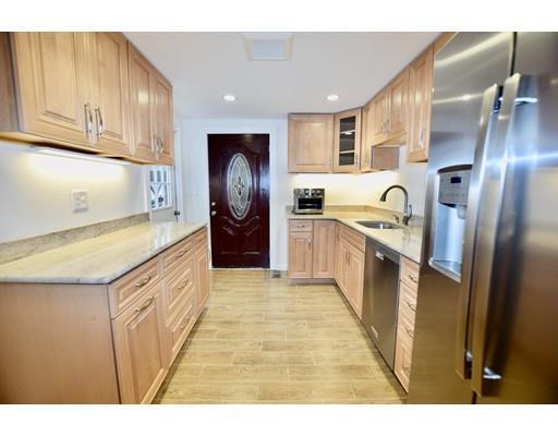 Building Photo - 3 bedroom in Lakeville MA 02347
