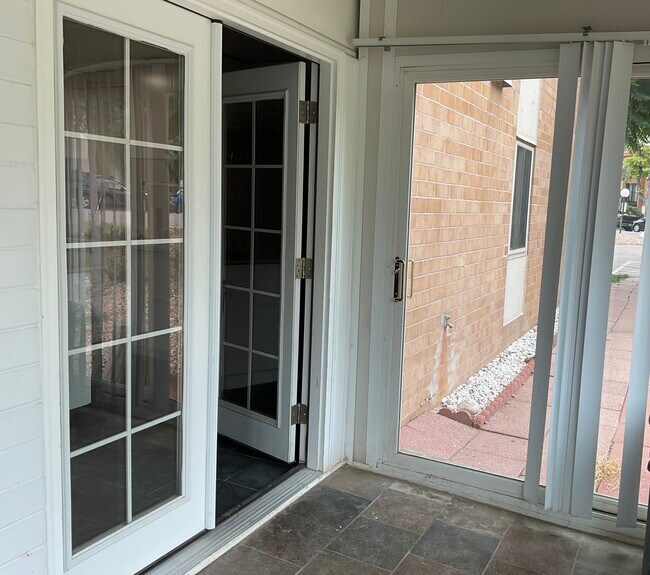 Back door entrance thru sunroom - 2880 S Locust St