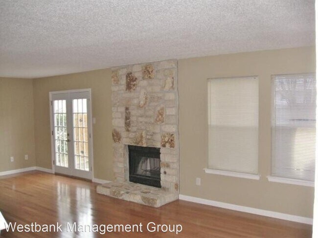 Building Photo - 4 br, 2.5 bath House - 11505 Quarter Horse...
