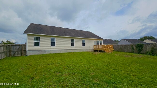 Building Photo - 111 Gobblers Way