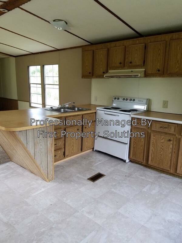 Building Photo - 837 Glenview Rd