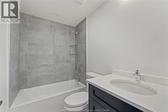 Photo du bâtiment - 247 Brock St