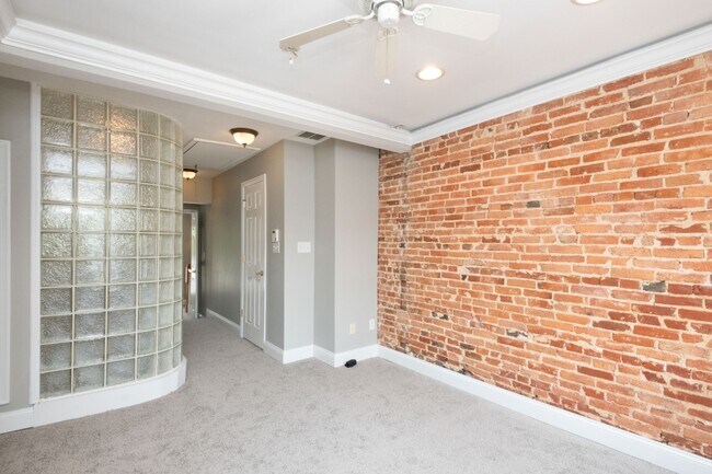 Foto del edificio - 520 S Bethel St