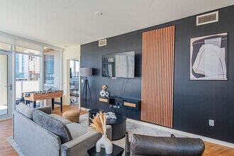 Building Photo - 44 W Monroe St