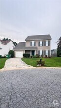 Building Photo - 1705 Starling Ct