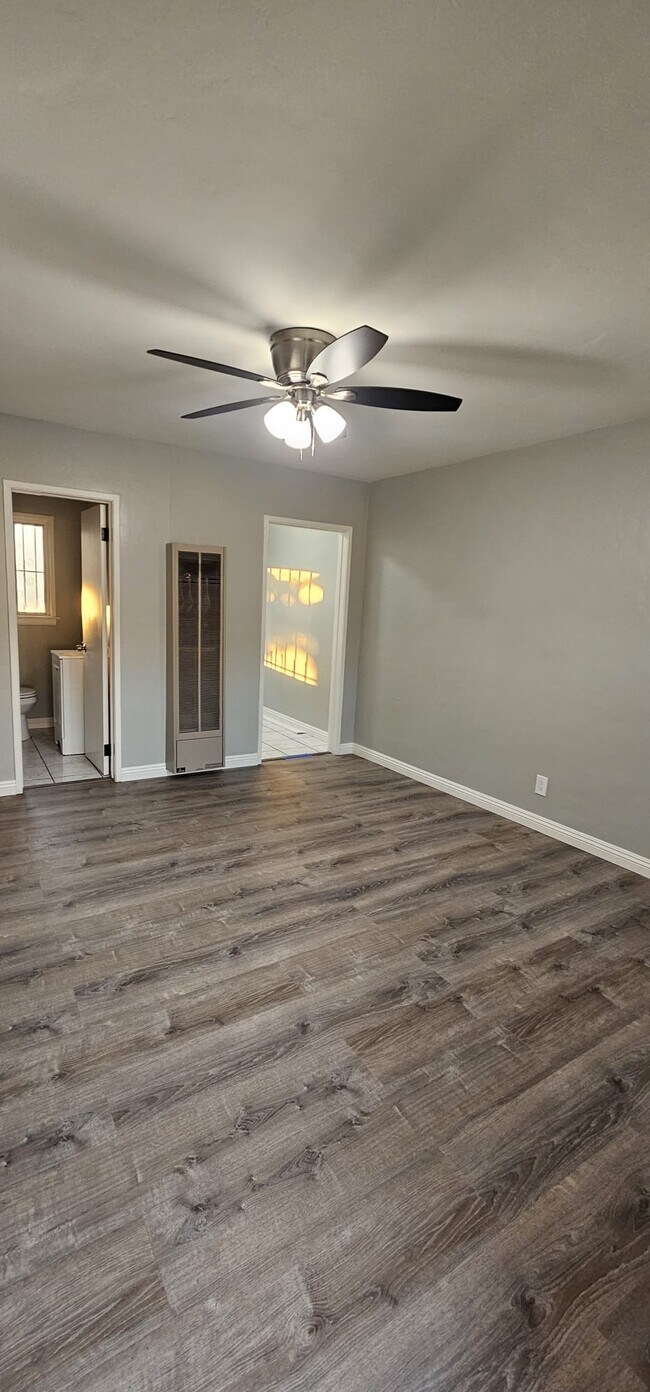 Foto del edificio - 5723 Loveland St