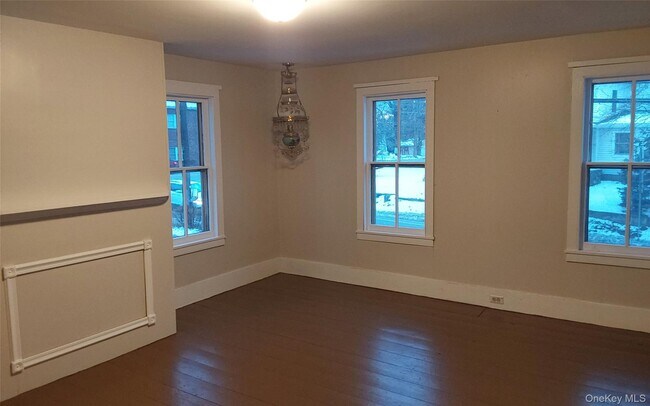 Foto del edificio - 2767 US-6