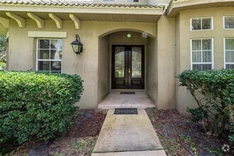 Building Photo - 10430 Birch Tree Ln