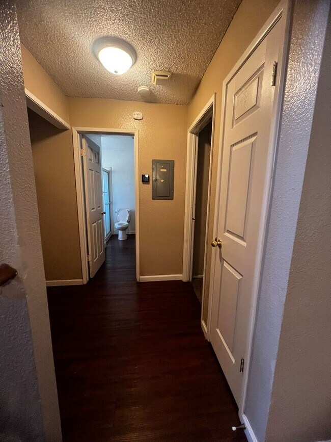 Foto del edificio - 2810 W Caldwell Ave