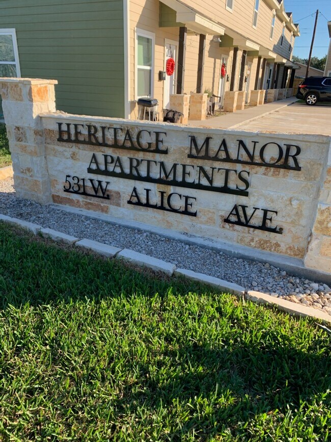 531 W Alice Ave Unit 1, Kingsville, TX 78363 Apartments in Kingsville
