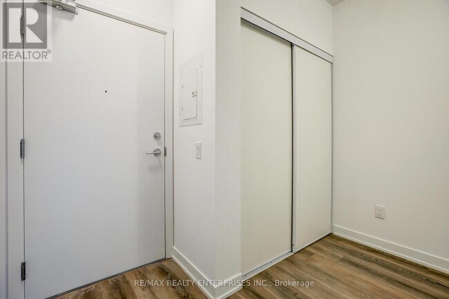 Building Photo - 7439 Kingston Rd