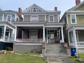 Building Photo - 887 Cherry St