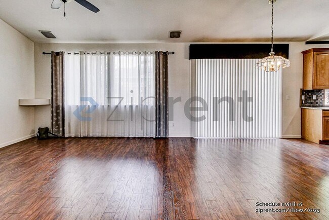 Foto del edificio - 1833 Rail St