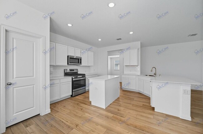Building Photo - 2560 Eden Crk Dr