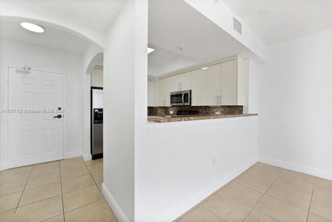 Foto del edificio - 2301 SW 27th Ave