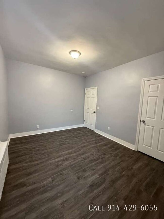 Foto del edificio - 14 Saratoga Ave