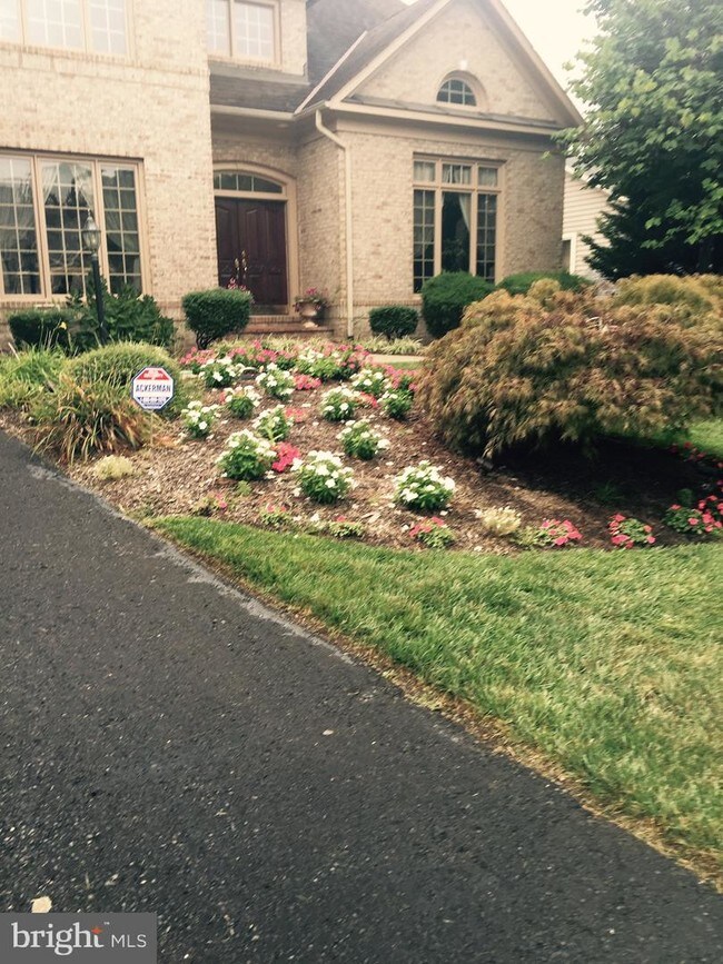 Foto del edificio - 1435 Carrington Ridge Ln