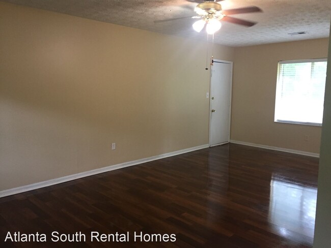 3 br, 1.5 bath House - 104 Catalba Court photo'