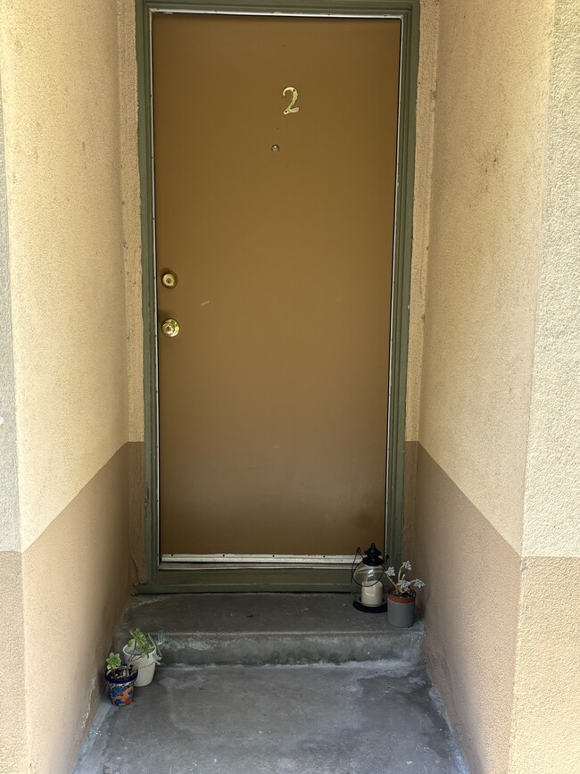 Puerta de entrada - 3229 Glenhurst Ave