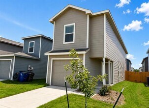 Building Photo - 801 Wagtail Dr