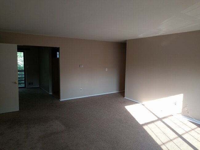 Living Room - 824 Orlando St