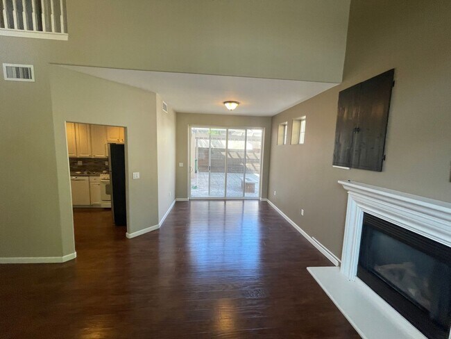Foto del edificio - 743 Cottage Ln. Paso Robles