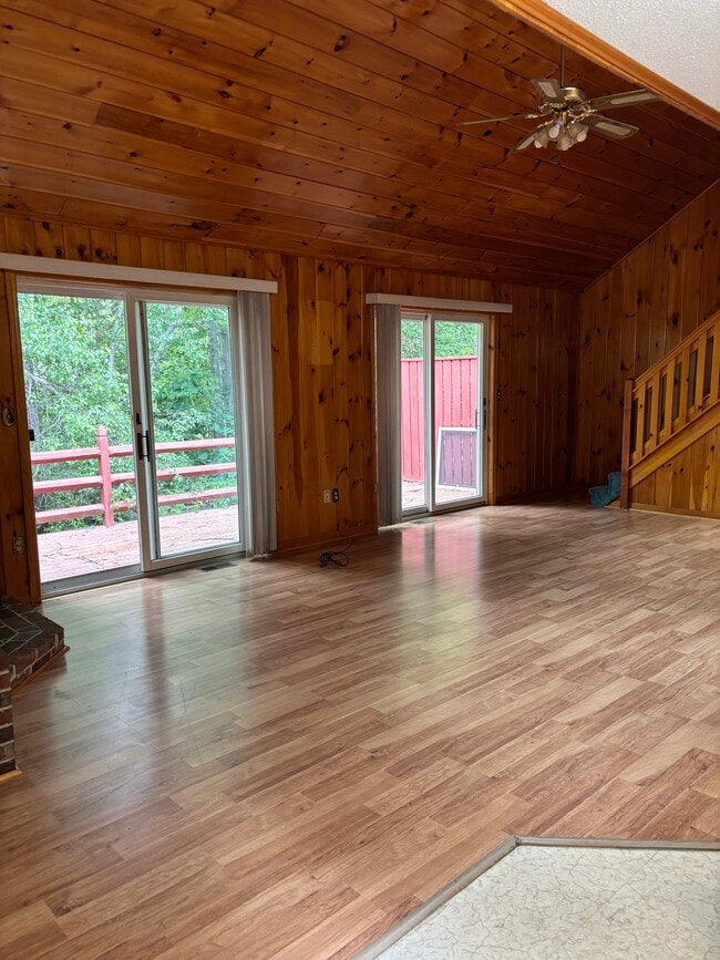 Building Photo - 25 Lovewell Pond Rd