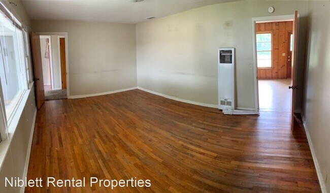 Building Photo - 3 br, 2 bath House - 106 Cedar