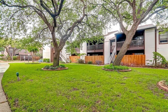 Building Photo - 2601 S Braeswood Blvd