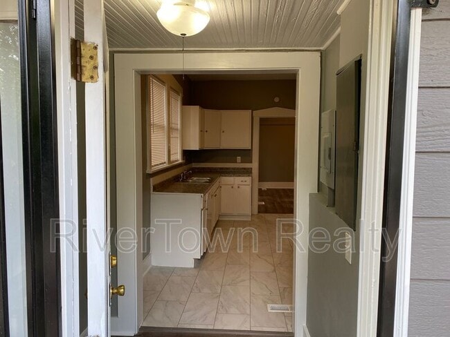 Building Photo - 3526 Spottswood Ave