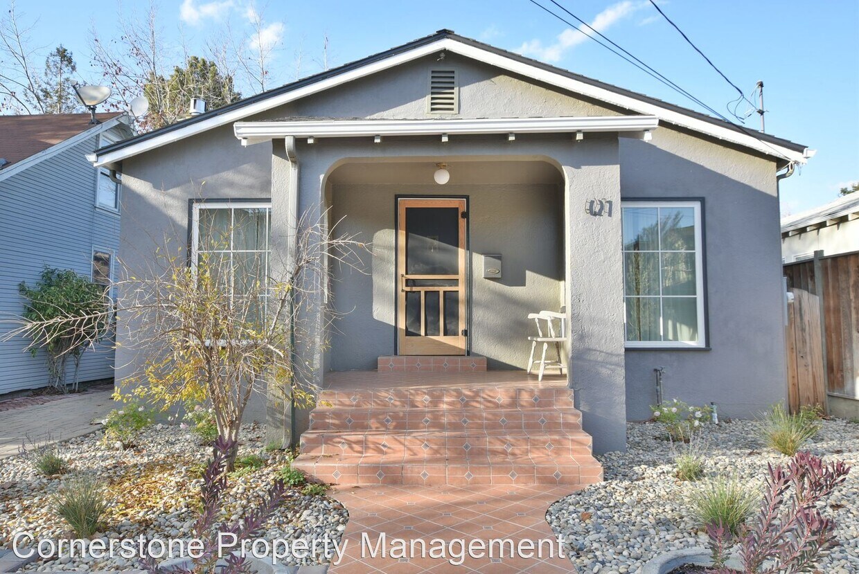 Primary Photo - 2 br, 2 bath House - 627 Orvis Ave