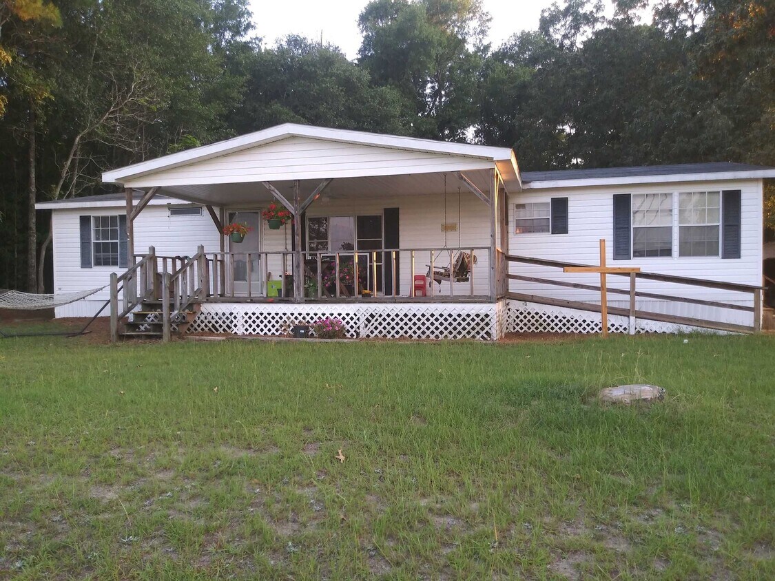 1155 Macedonia Church Rd, Cochran, GA 31014 House Rental in Cochran